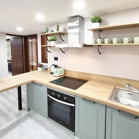アパート Joivy Sofia Wonderful 2-bed Flat With Views *